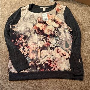 Forever 21 Floral Front Charcoal Sleeve Pullover